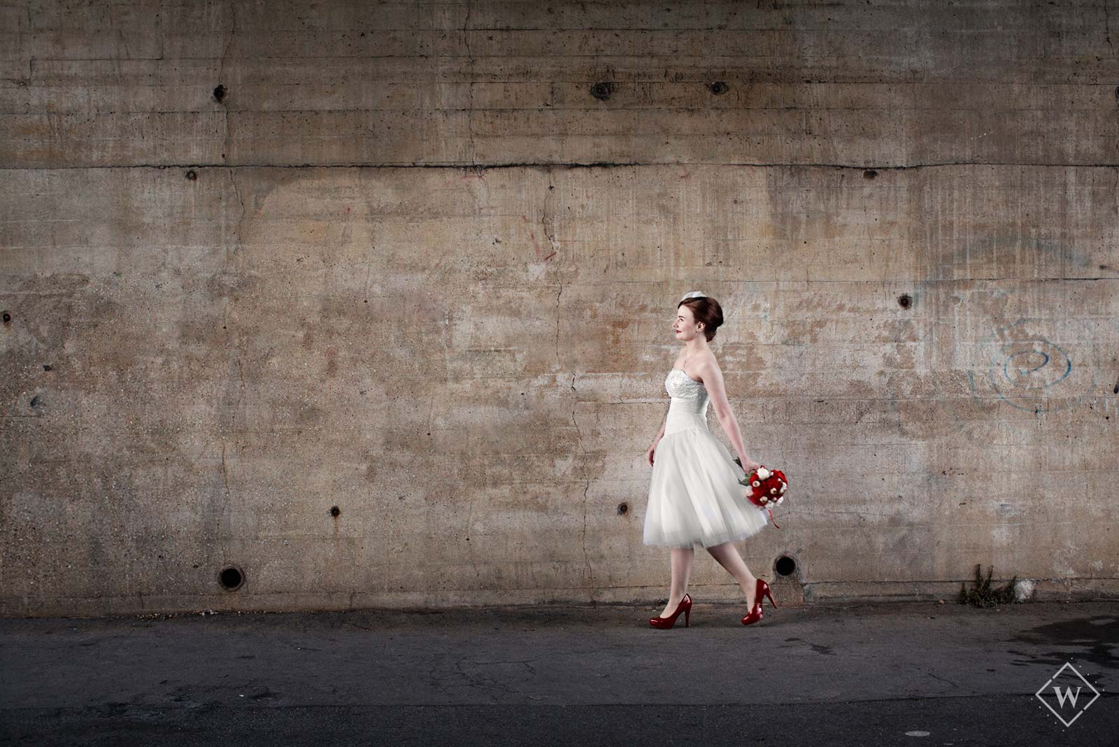 retro wedding inspiration session